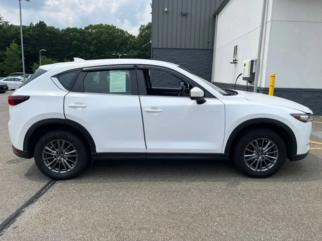Used 2017 Snowflake White Pearl Mica Mazda Sport image 2