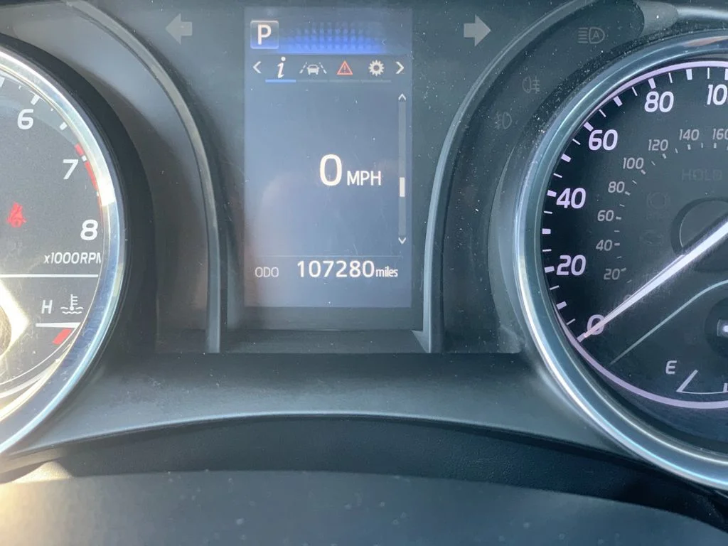 Used 2020 White Toyota SE Nightshade image 30