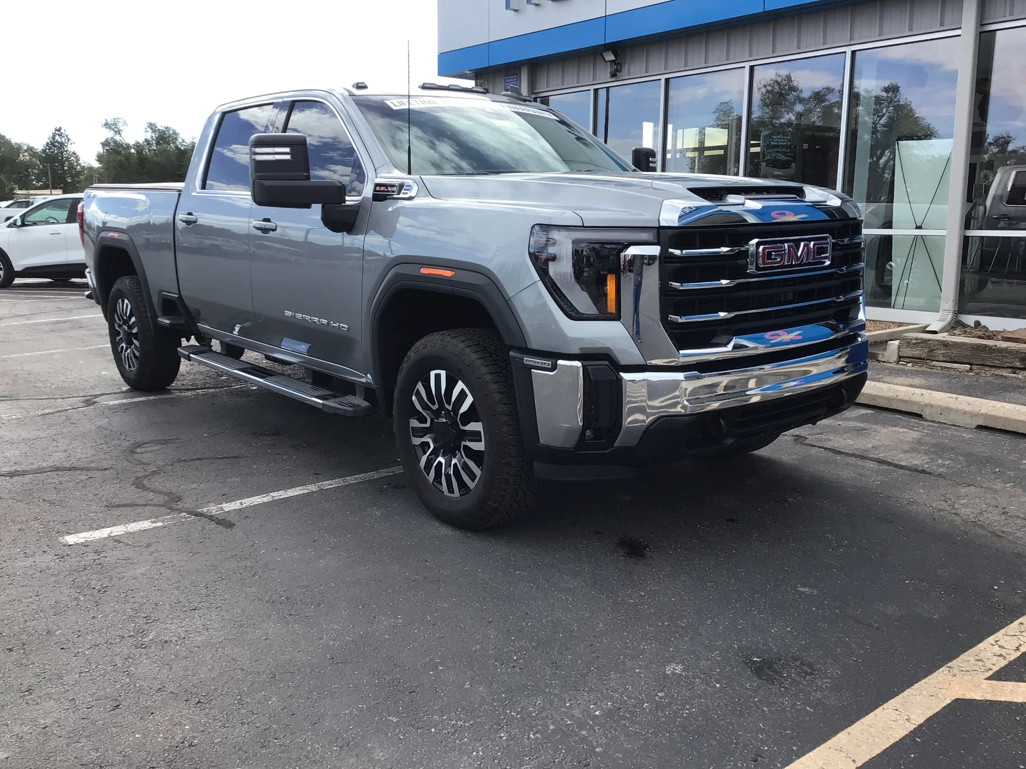 Used 2026 Sterling Metallic GMC SLE image 2