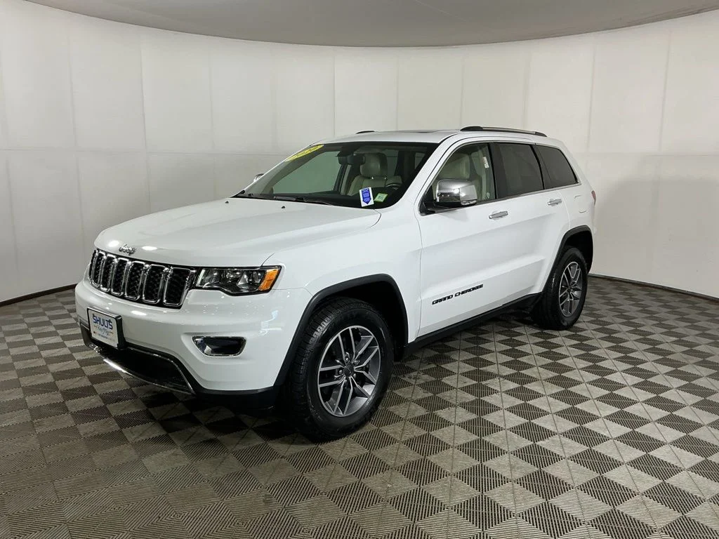 Used 2020 White Jeep Limited image 4
