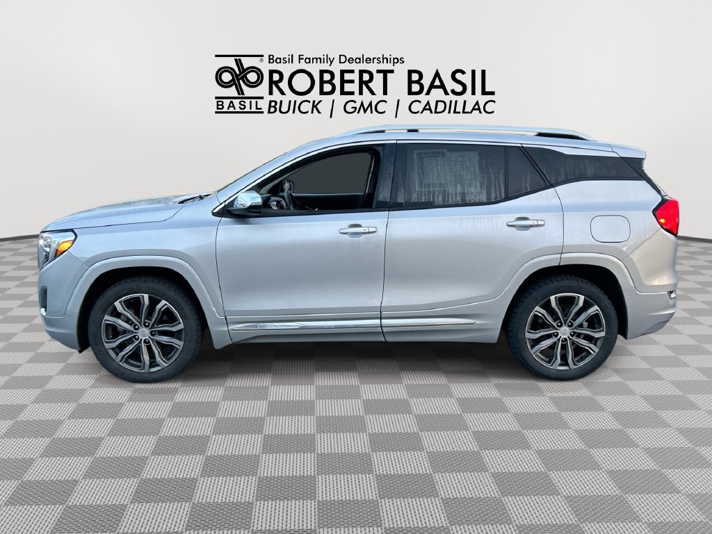 Used 2019 Silver GMC Denali image 5