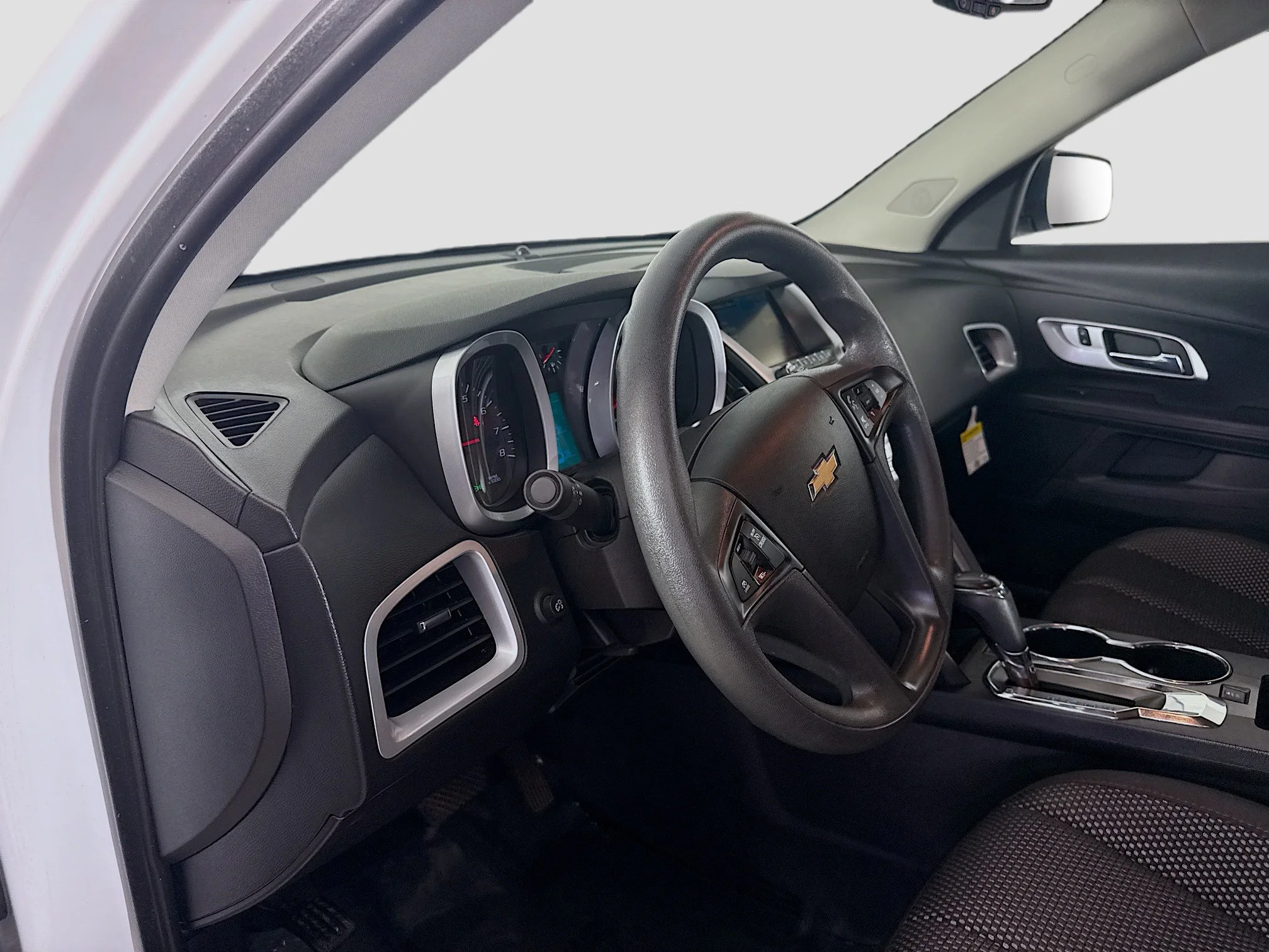 Used 2017 Summit White Chevrolet LS image 18