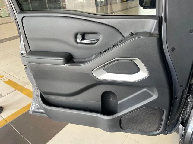 Certified Used 2022 Gray Nissan SV image 10