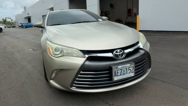 Used 2016  Toyota  image 6
