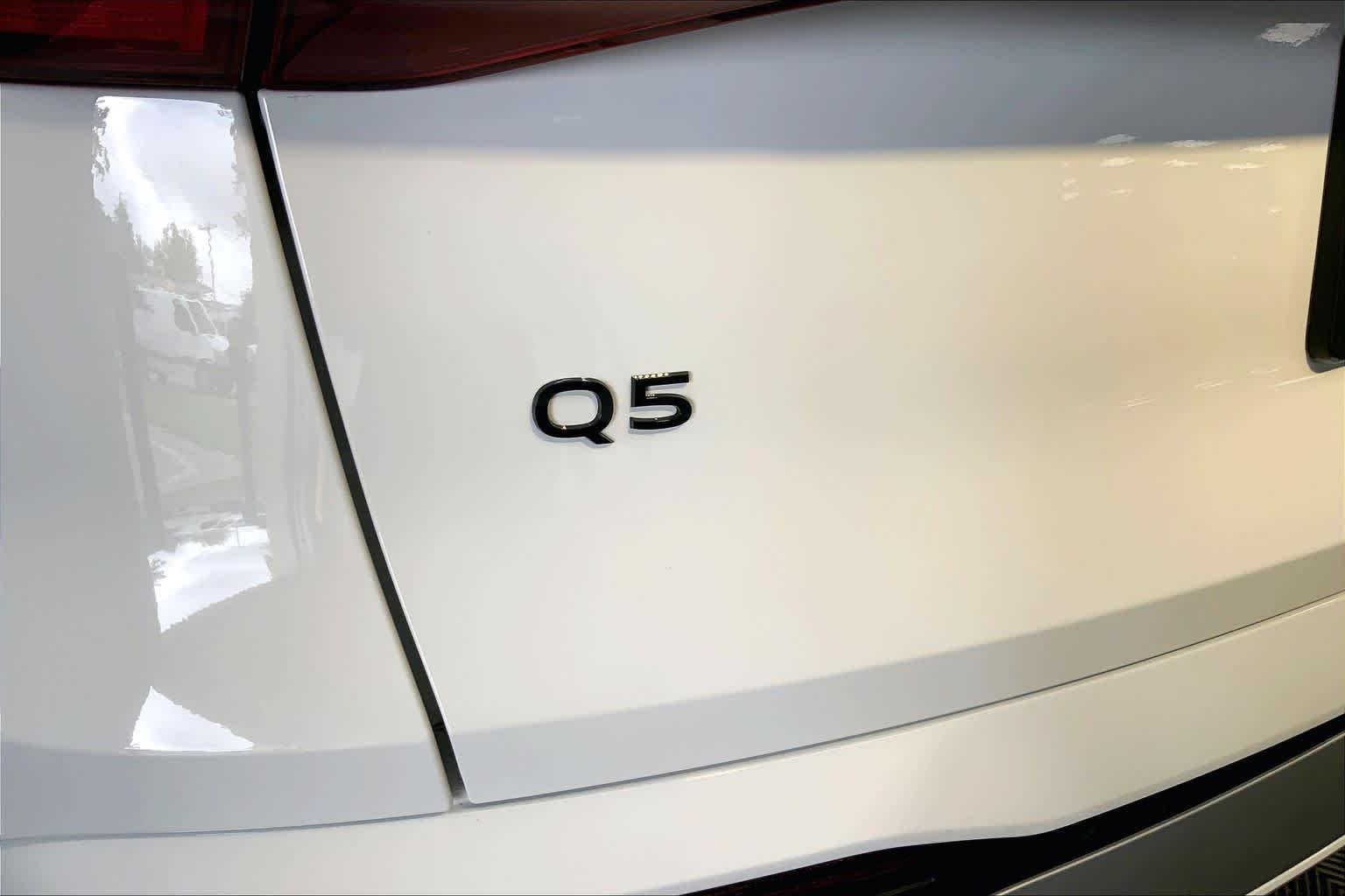 Used 2025 Arkona White Audi Premium image 10