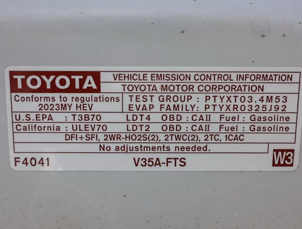 Used 2023 Beige Toyota Platinum image 31
