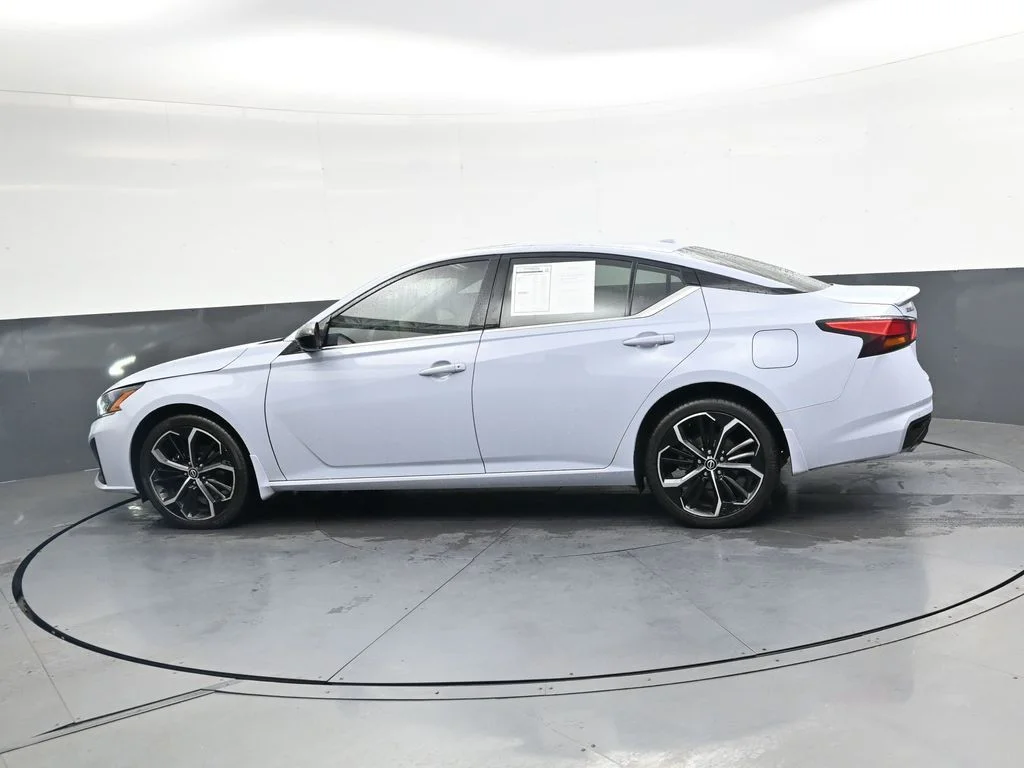 Used 2023 Gray Nissan 2.5 SR image 11