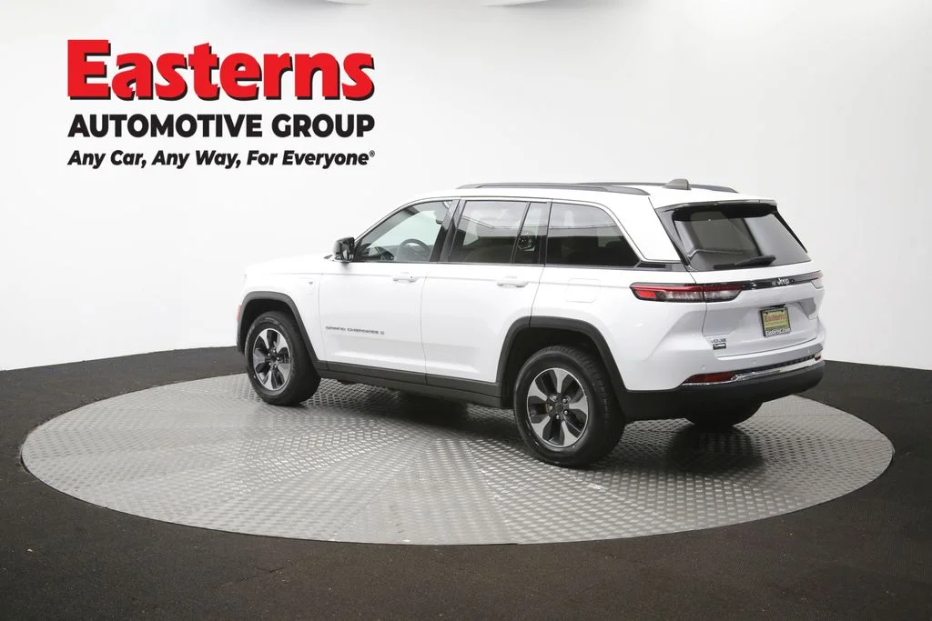 Used 2024 White Jeep 4xe image 67