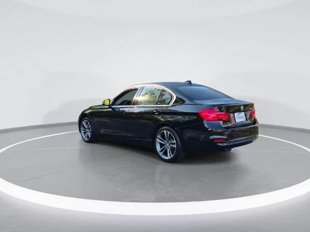 Used 2018 Black BMW 330i image 6