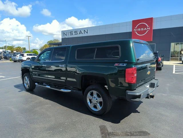 Used 2015 Green Chevrolet LTZ image 9