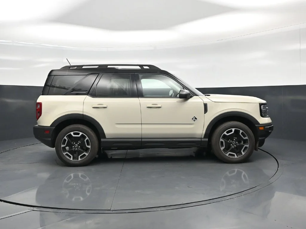 Used 2024 Beige Ford Outer Banks image 24