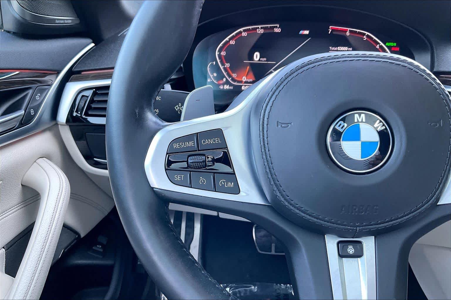 Used 2021 Bernina Grey Amber Effect Metallic BMW 530i xDrive image 23
