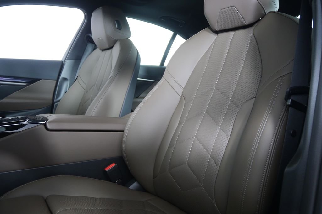 New 2027 Black Sapphire Metallic BMW 530i image 10