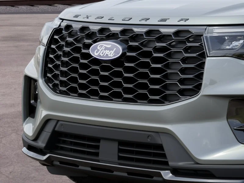 New 2027 Avalanche Gray Ford ST-Line image 17