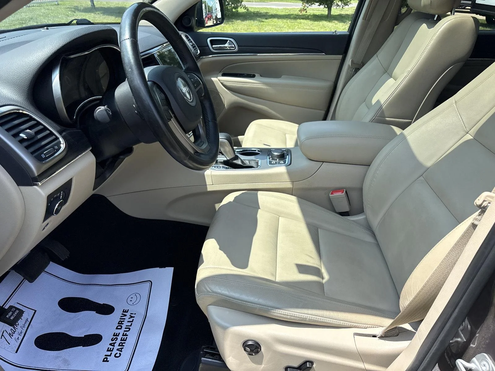 Used 2021 Walnut Brown Metallic Clearcoat Jeep Limited image 9