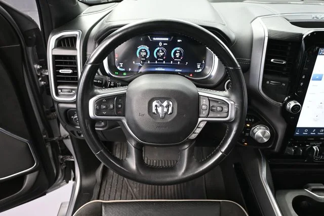 Used 2023 Silver Ram Laramie image 31