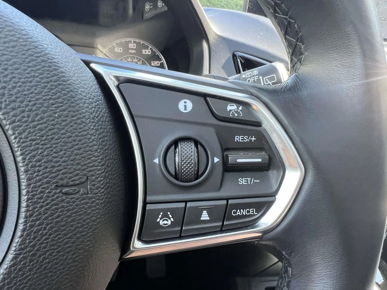 Used 2023 Platinum White Pearl Acura Technology Package image 27