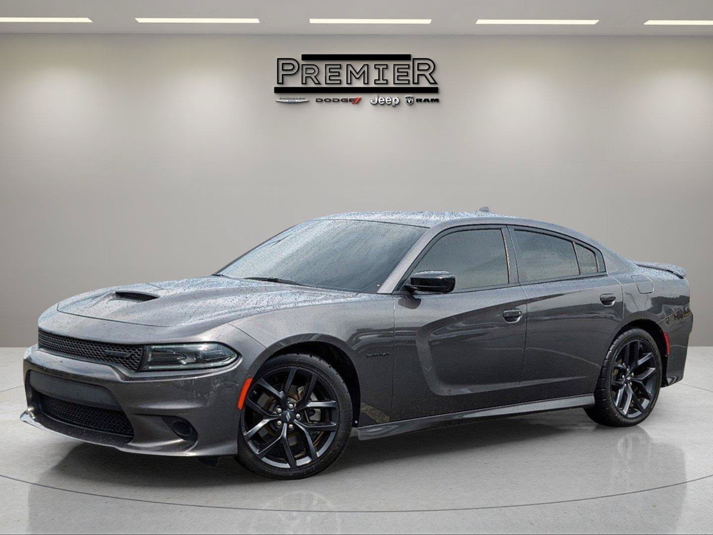 Used 2022 Granite Pearlcoat Dodge R/T image 1