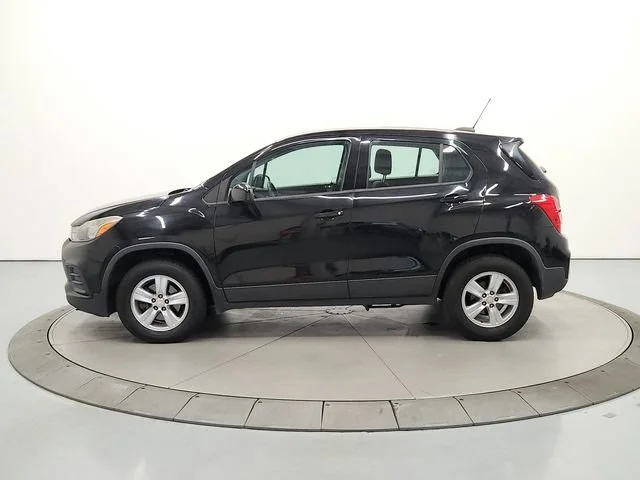 Used 2017 MOSAIC BLACK METALLIC Chevrolet LS image 5