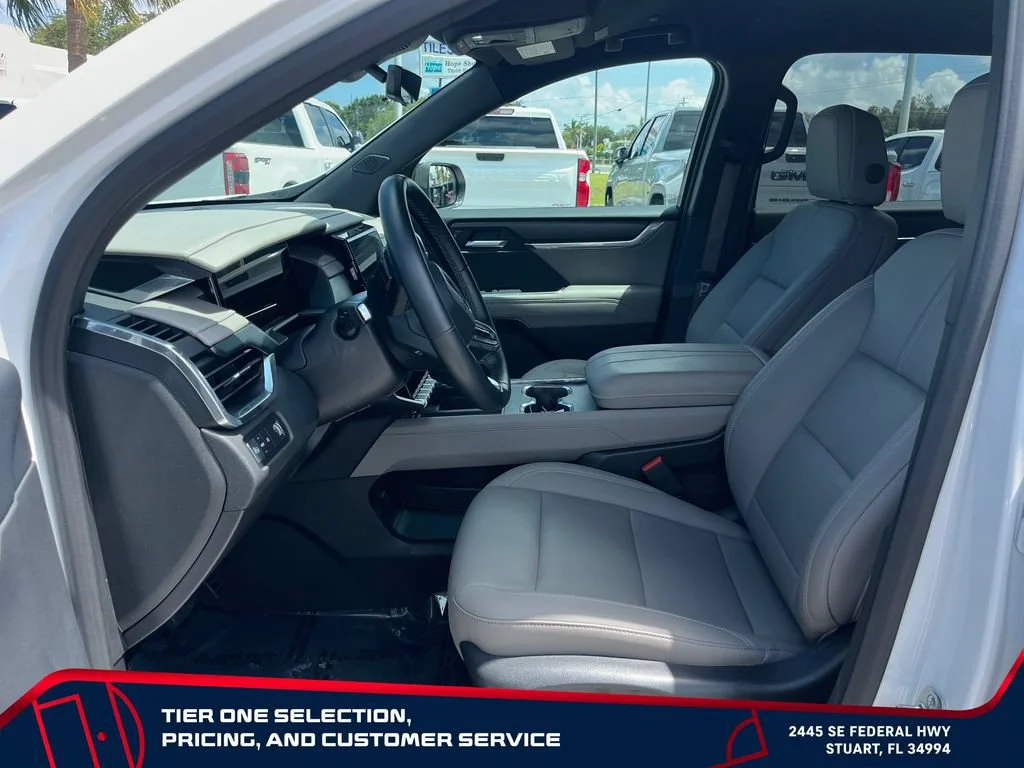 Used 2026 Summit White GMC Elevation image 12