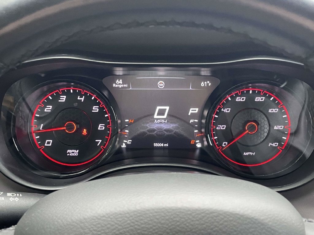 Used 2023 White Dodge SXT image 18