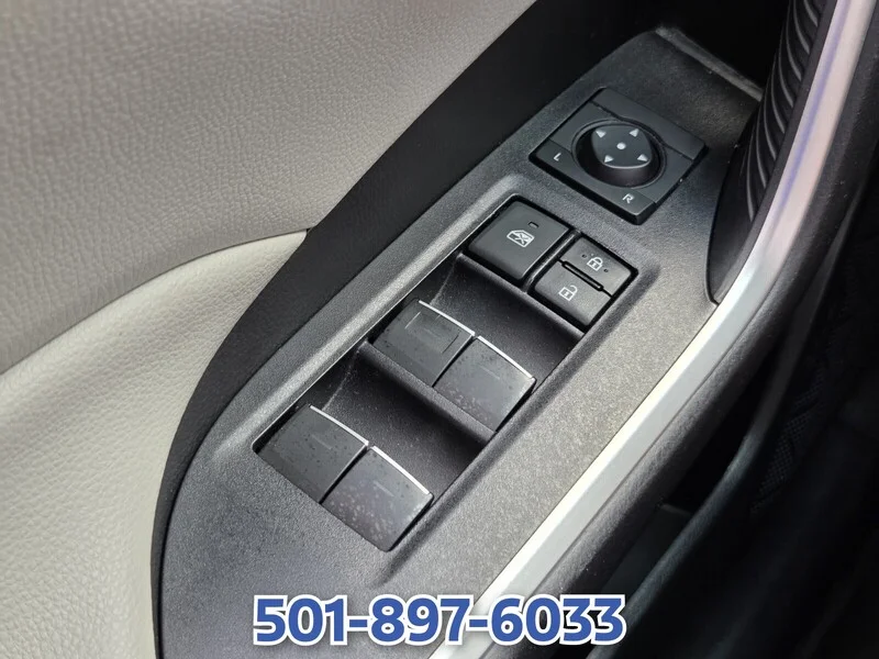 Used 2022 Blueprint TOYOTA XLE AWD image 23