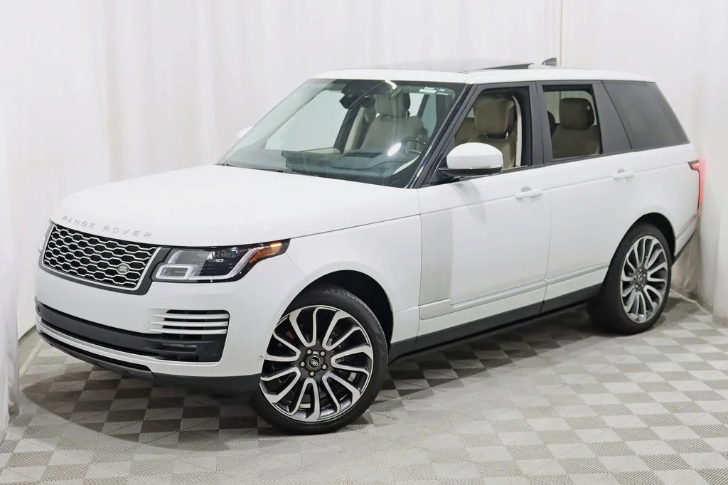 Used 2021 White Land Rover Westminster image 8