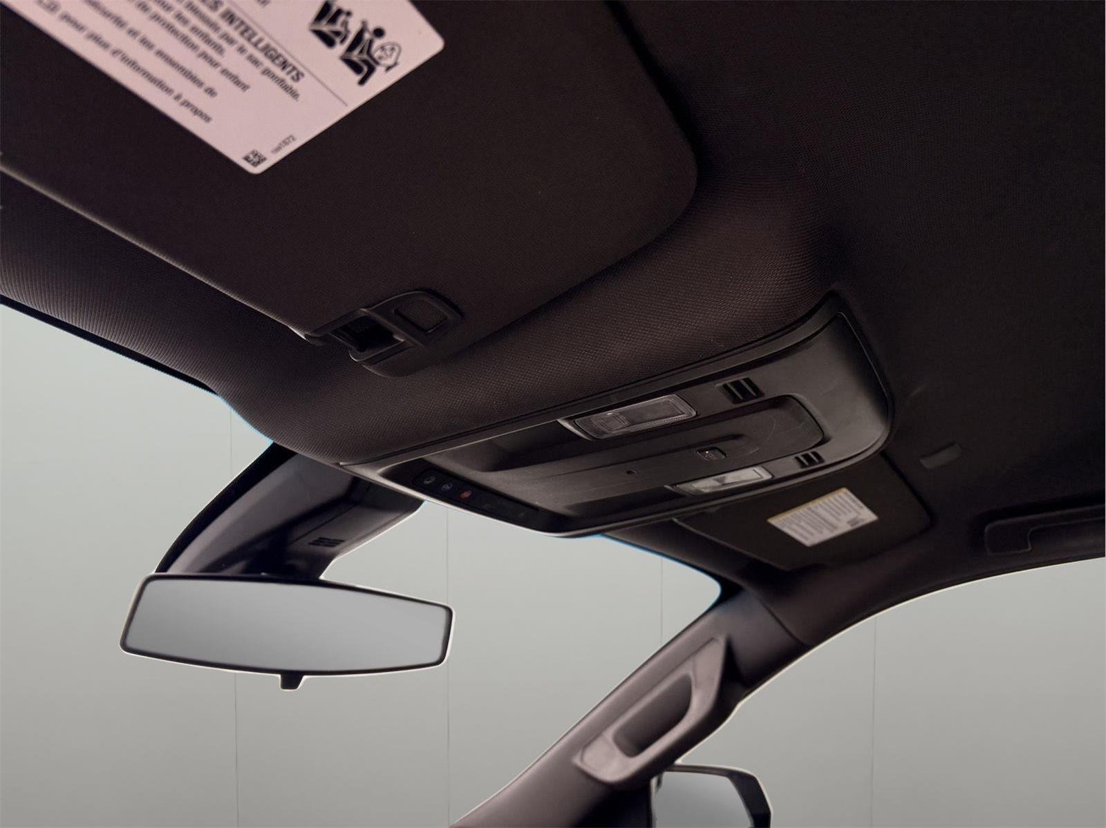 Used 2022 Summit White GMC SLE image 44