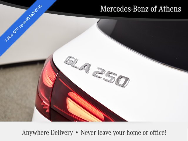 New 2026 Polar White Mercedes-Benz GLA 250 image 11