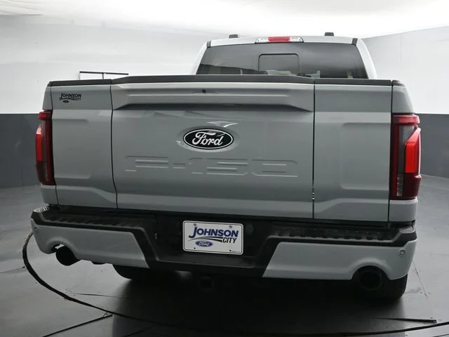Used 2024 White Ford Lariat image 9