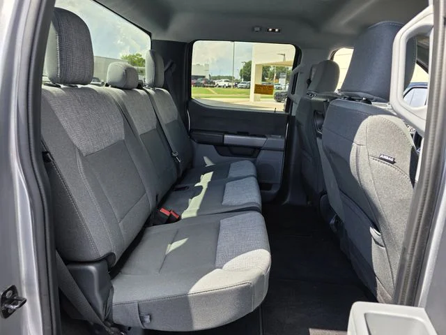 Used 2024 Silver Metallic Ford XLT image 31