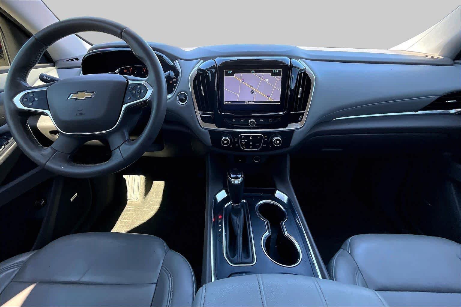 Used 2018 Cajun Red Tintcoat Chevrolet LT Leather image 14