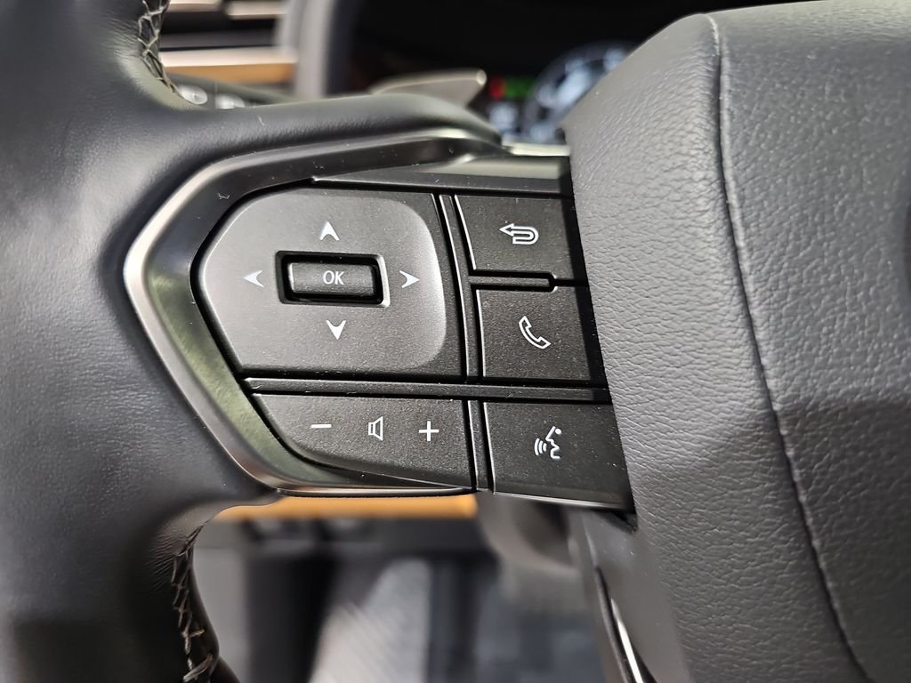 Certified Used 2024 MANGANESE LUSTER Lexus 600 Luxury image 17