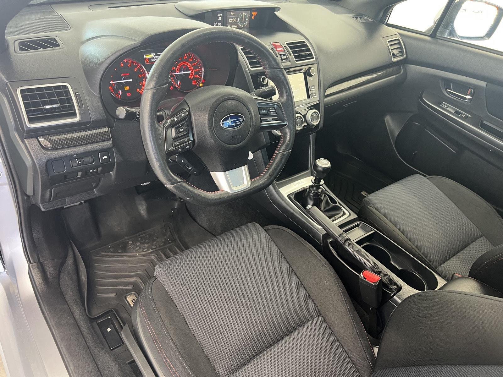 Used 2017 Ice Silver Metallic Subaru Premium image 13