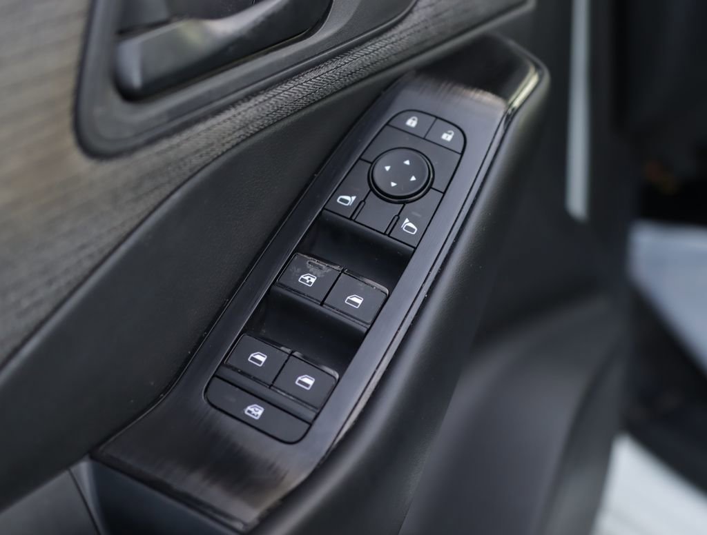 Used 2023 White Nissan S Intelligent AWD image 21