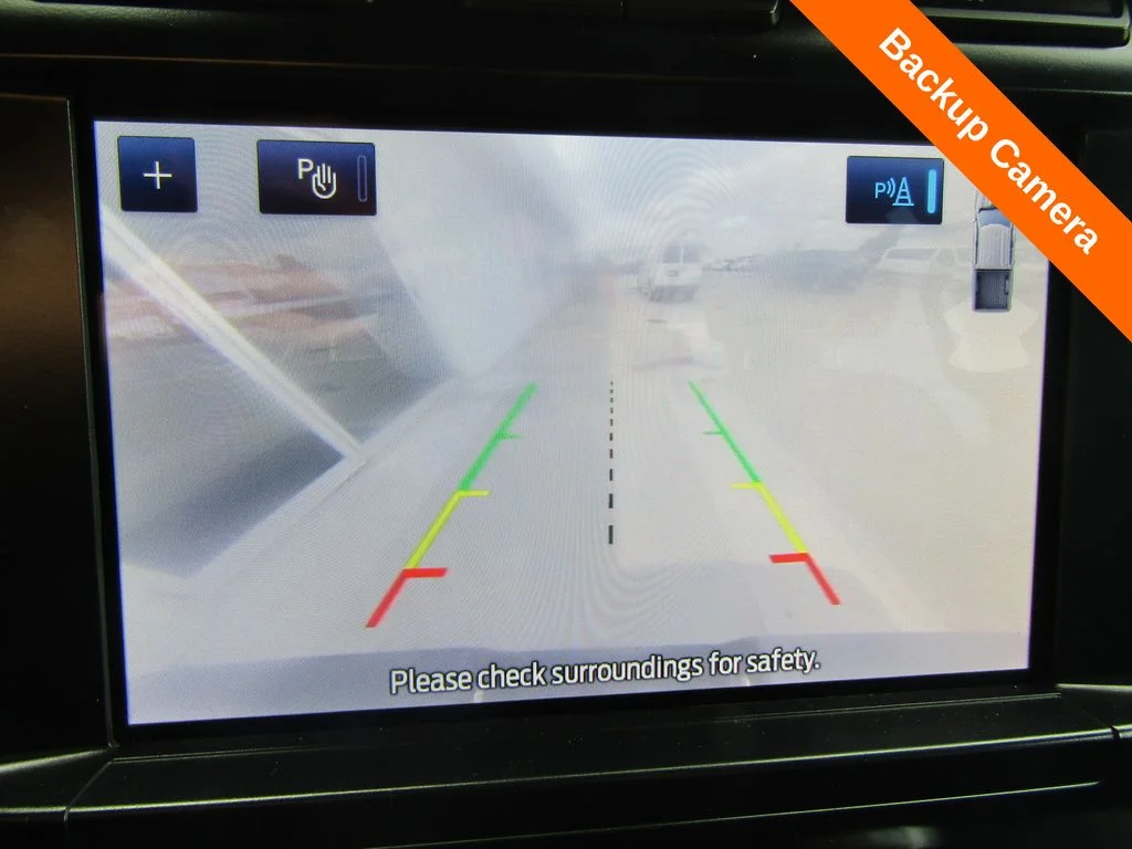 Used 2023 White Ford XLT image 15