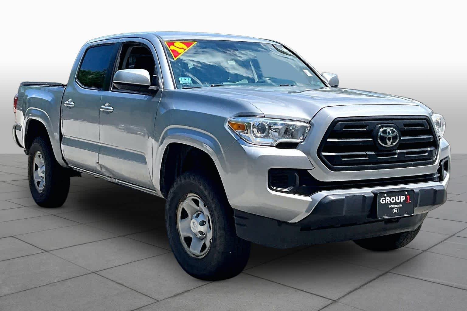 Used 2019 Silver Sky Metallic Toyota SR image 3