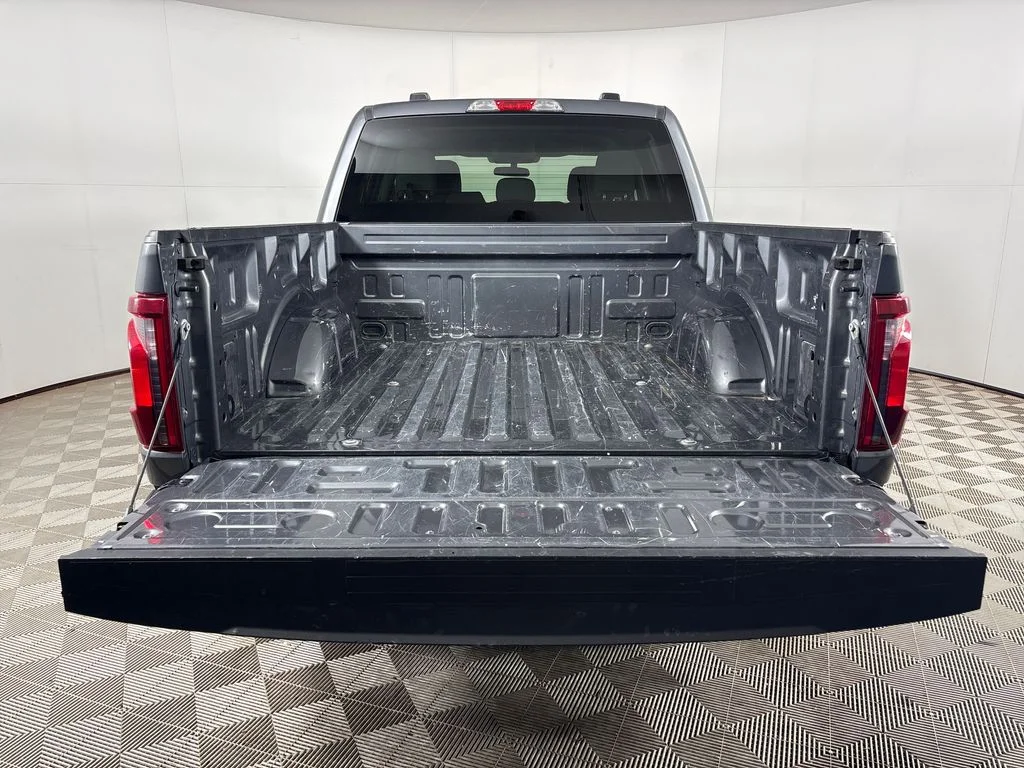 Certified Used 2025 Gray Ford XLT image 25