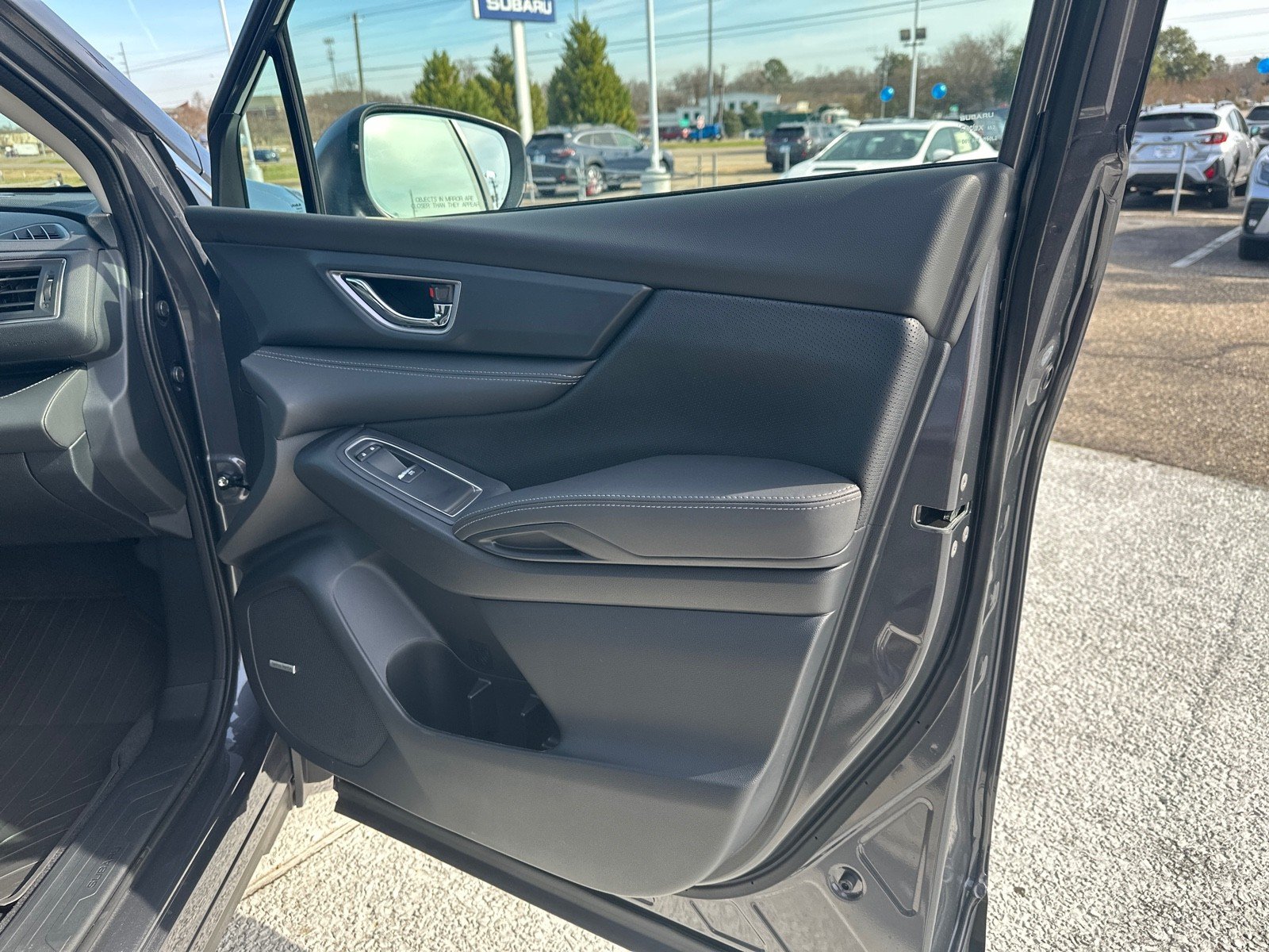 2026 Subaru Ascent Limited - Photo 14
