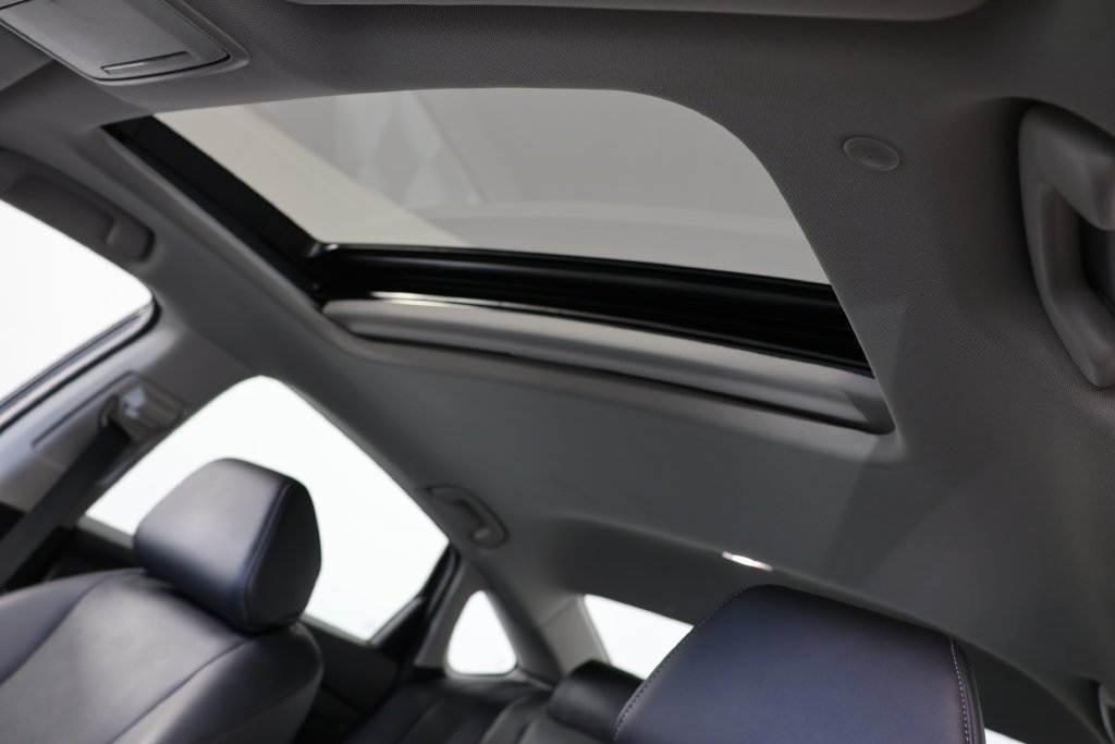 Used 2024  Honda Touring image 19