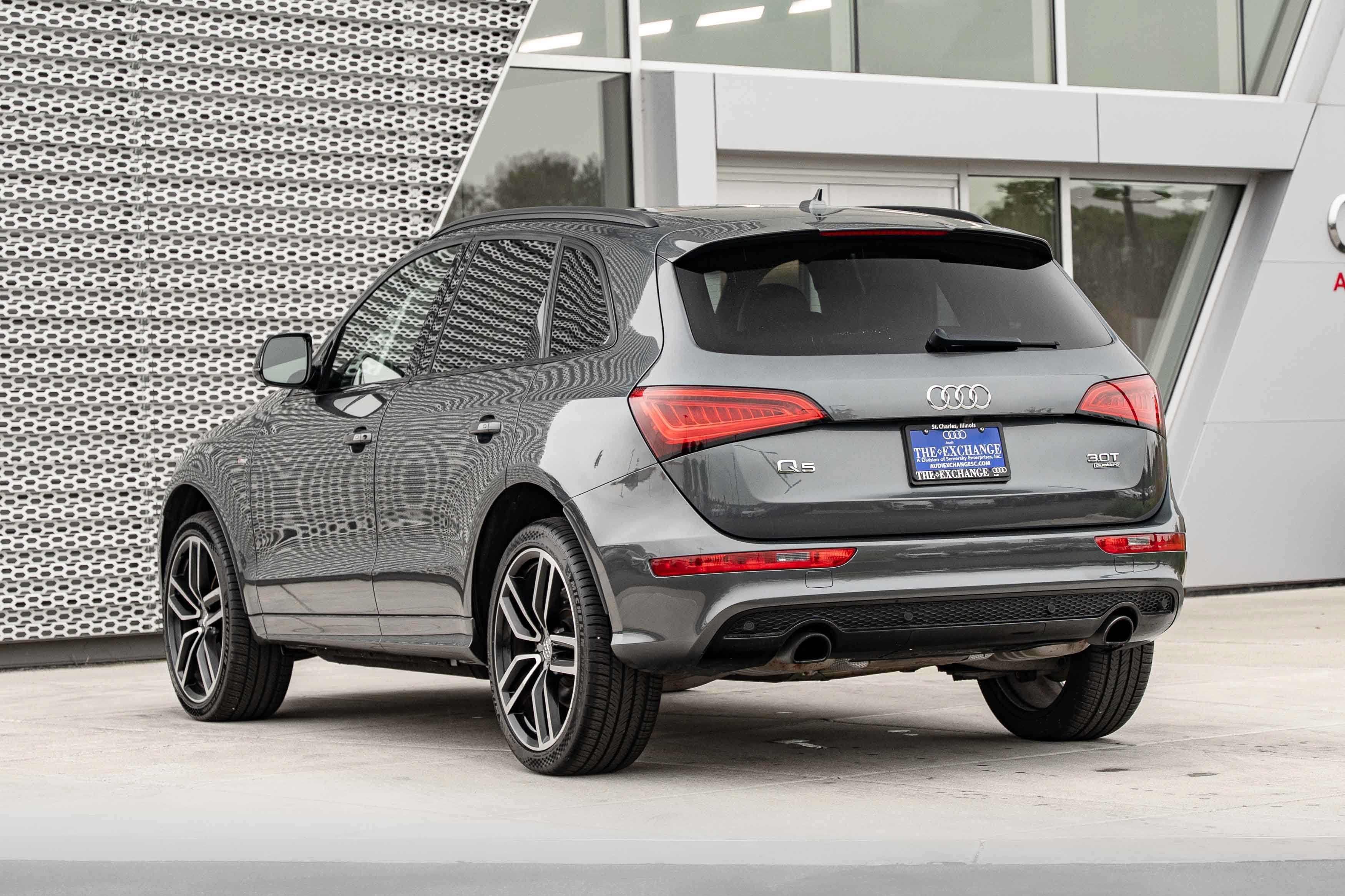 Used 2017 Daytona Gray Pearl Effect Audi Premium Plus image 5