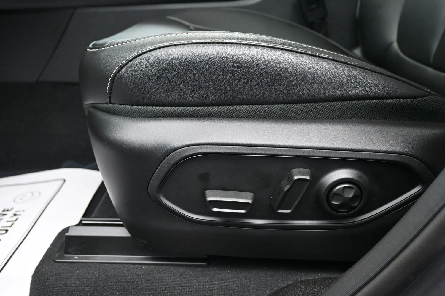 2026 Jeep Grand Cherokee Limited - Photo 19