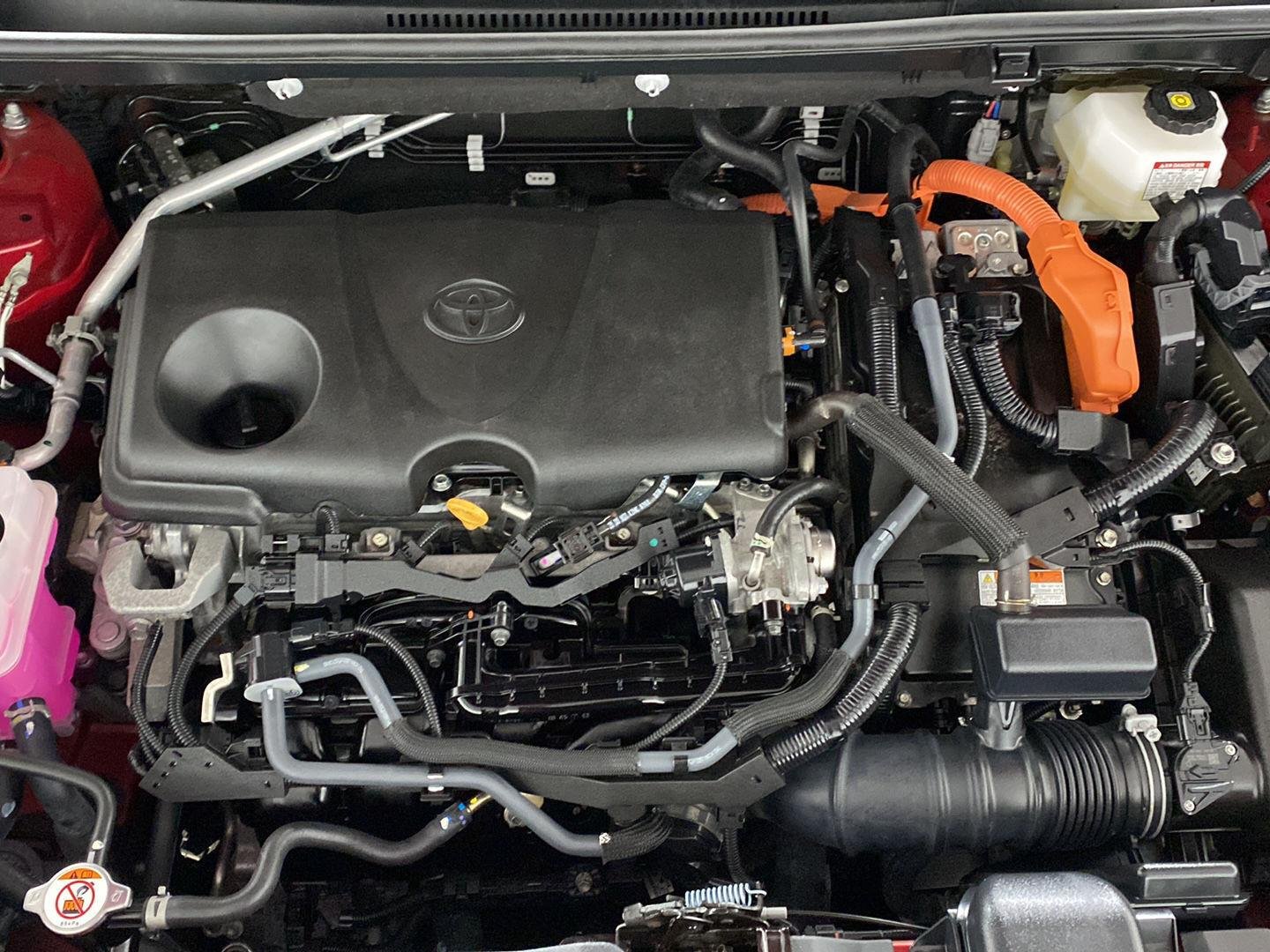 Used 2024 Ruby Flare Pearl Toyota XLE image 9