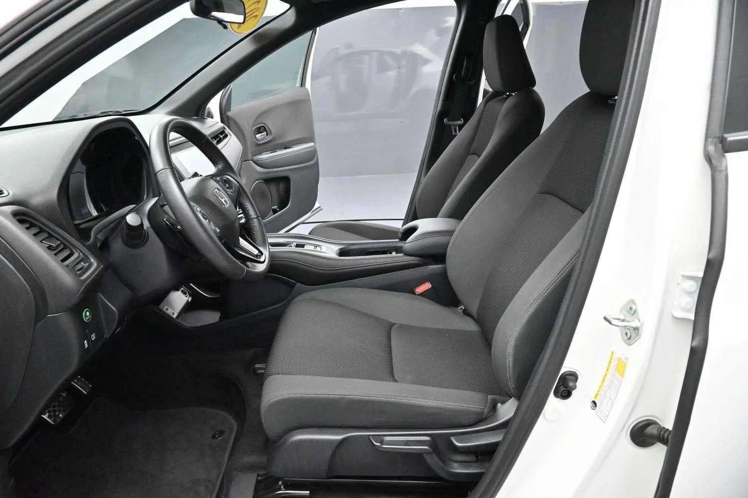 Used 2022 Platinum White Pearl Honda Sport image 12