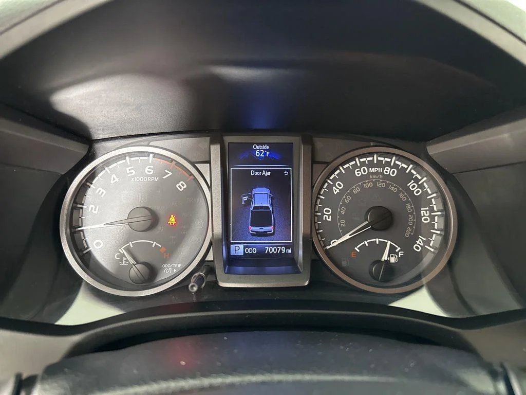 Used 2019 Super White Toyota TRD Off-Road image 4