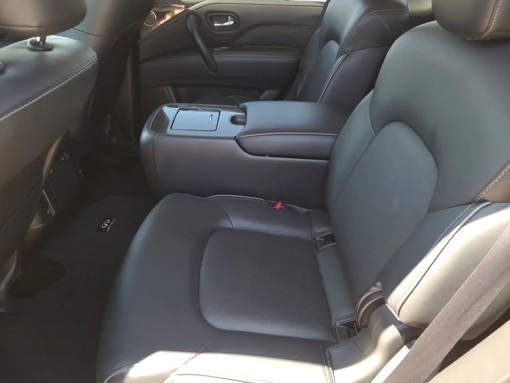 Used 2024 Gray INFINITI LUXE image 18