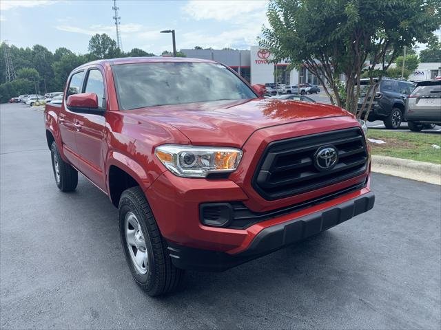 Certified Used 2023 BARCELONA RED MET. Toyota  image 3