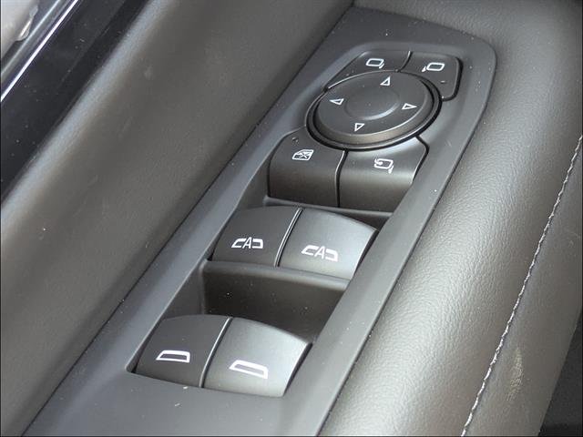 2026 Chevrolet Suburban Z71 - Photo 26