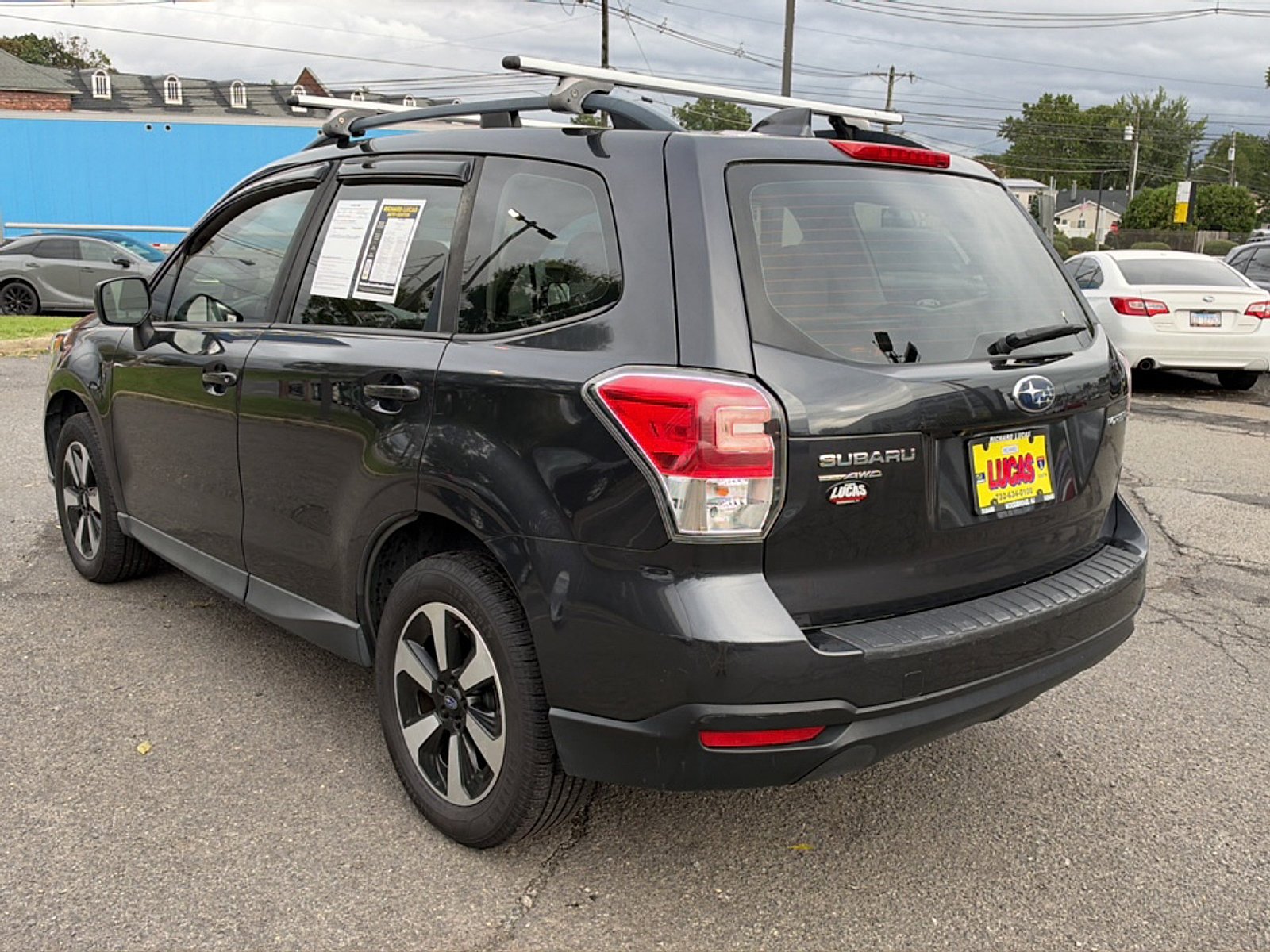 Used 2018 Dark Gray Metallic Subaru 2.5i image 8