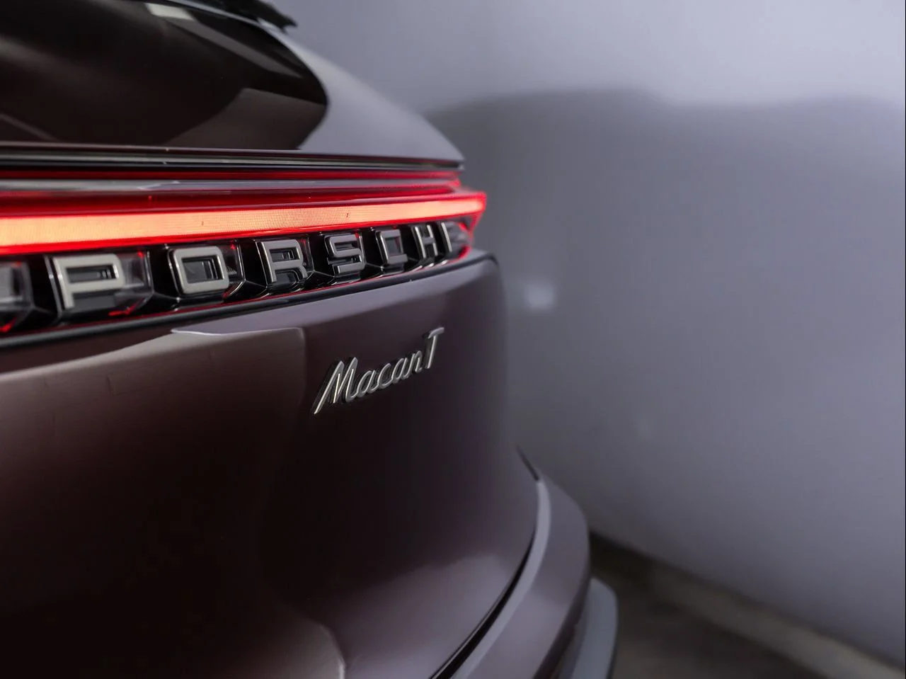 Used 2026 Brown Porsche T image 33